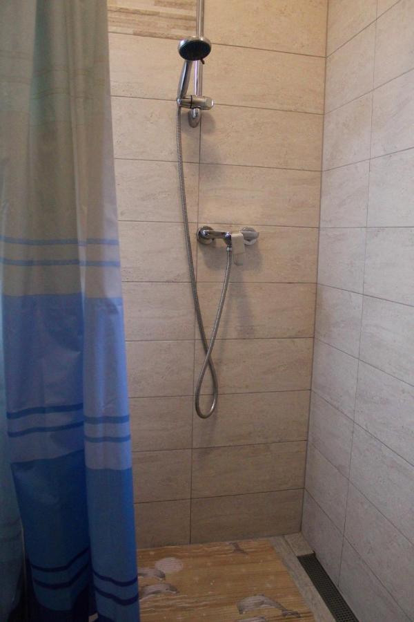 Apartmani Mladenka Malinska Exterior foto